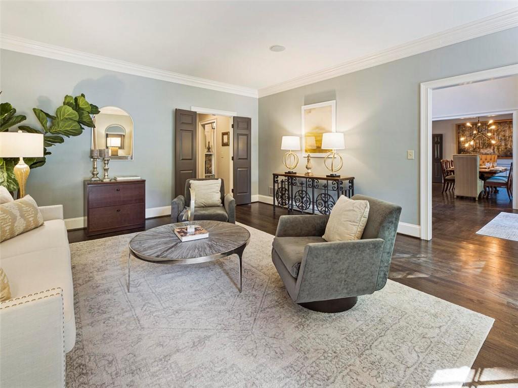 765 River Gate Drive, Sandy Springs, Georgia 30350, 5 Bedrooms Bedrooms, ,4 BathroomsBathrooms,Residential,Sold,765 River Gate Drive,7287495