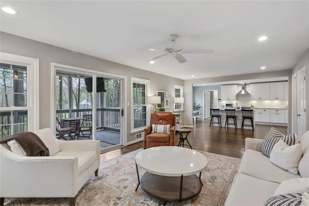 410 Dalrymple Road, Atlanta, Georgia 30328, 4 Bedrooms Bedrooms, ,2 BathroomsBathrooms,Residential,Sold,410 Dalrymple Road,7027933
