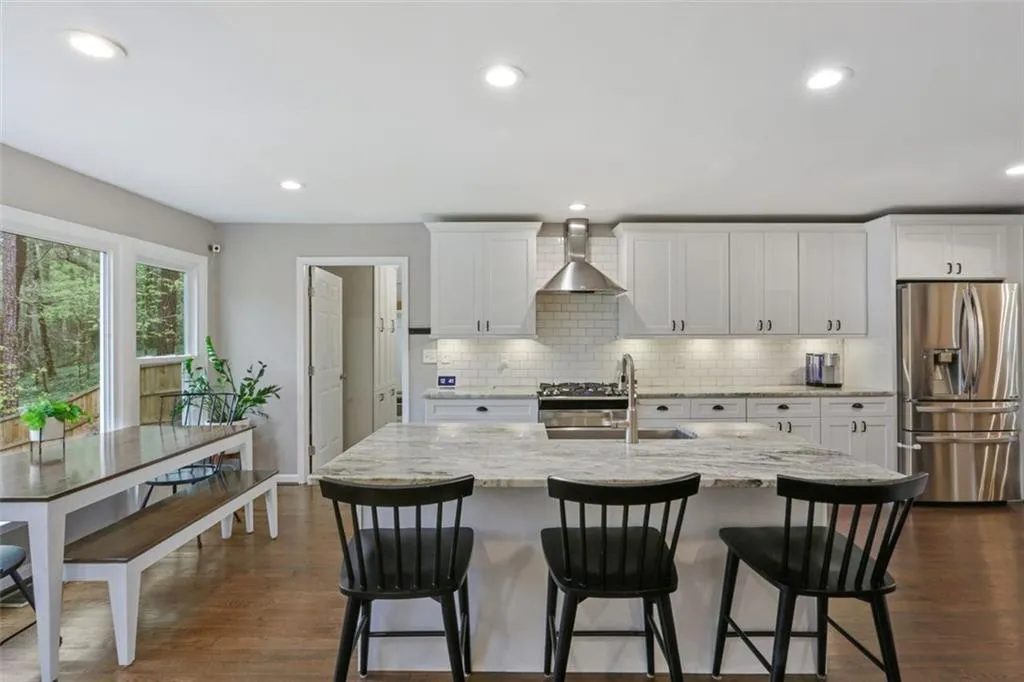 410 Dalrymple Road, Atlanta, Georgia 30328, 4 Bedrooms Bedrooms, ,2 BathroomsBathrooms,Residential,Sold,410 Dalrymple Road,7027933