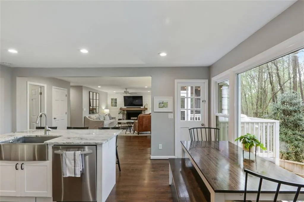 410 Dalrymple Road, Atlanta, Georgia 30328, 4 Bedrooms Bedrooms, ,2 BathroomsBathrooms,Residential,Sold,410 Dalrymple Road,7027933