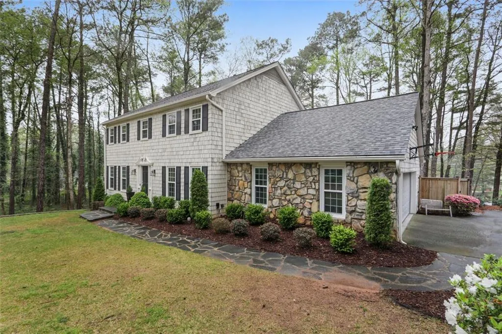 410 Dalrymple Road, Atlanta, Georgia 30328, 4 Bedrooms Bedrooms, ,2 BathroomsBathrooms,Residential,Sold,410 Dalrymple Road,7027933