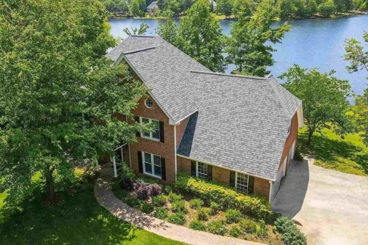 75 Spring Ridge Court, Newnan, Georgia 30265