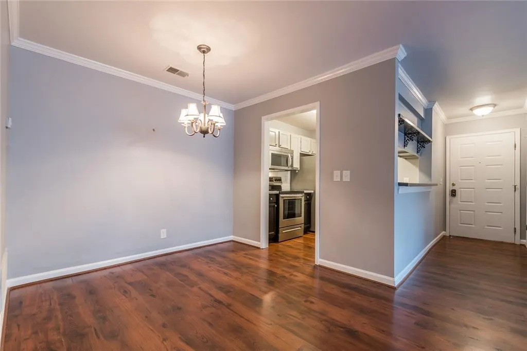 619 Barrington Hills Drive, Sandy Springs, Georgia 30350, 1 Bedroom Bedrooms, ,1 BathroomBathrooms,Residential,Sold,619 Barrington Hills Drive,6123941
