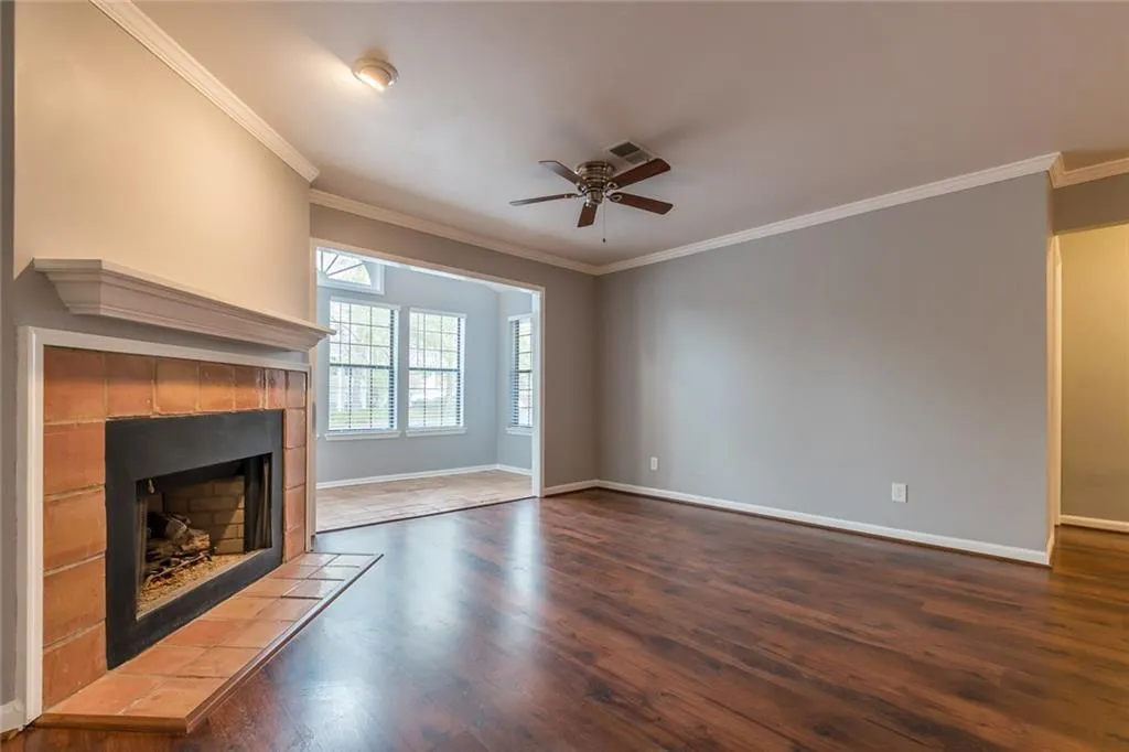 619 Barrington Hills Drive, Sandy Springs, Georgia 30350, 1 Bedroom Bedrooms, ,1 BathroomBathrooms,Residential,Sold,619 Barrington Hills Drive,6123941