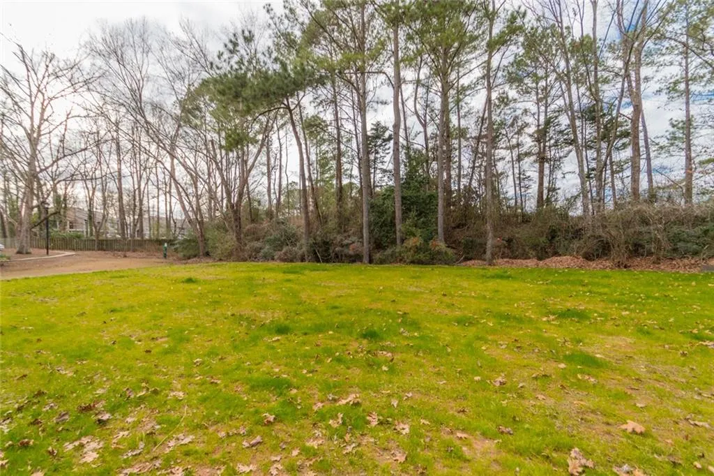 619 Barrington Hills Drive, Sandy Springs, Georgia 30350, 1 Bedroom Bedrooms, ,1 BathroomBathrooms,Residential,Sold,619 Barrington Hills Drive,6123941