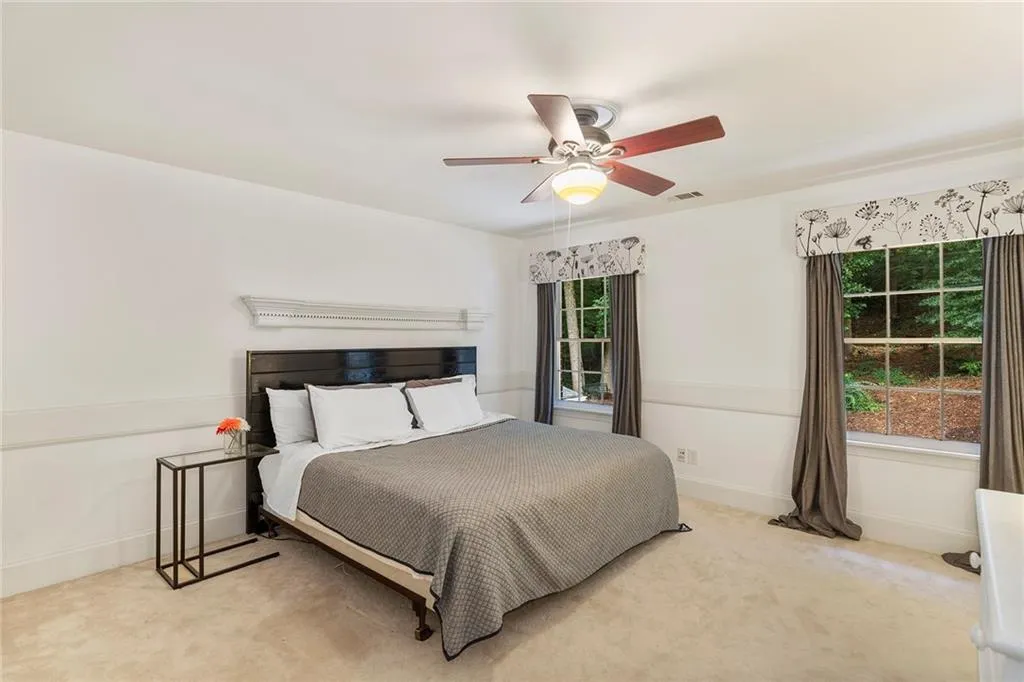 115 River Landing, Sandy Springs, Georgia 30350, 6 Bedrooms Bedrooms, ,4 BathroomsBathrooms,Residential,Sold,115 River Landing,6760884