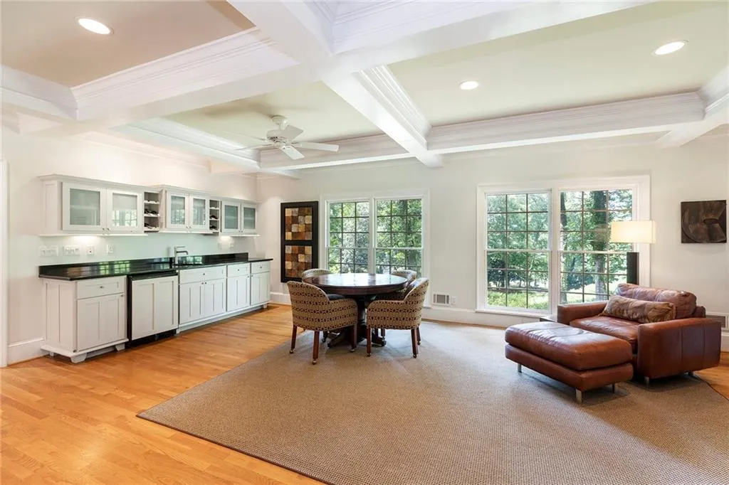 115 River Landing, Sandy Springs, Georgia 30350, 6 Bedrooms Bedrooms, ,4 BathroomsBathrooms,Residential,Sold,115 River Landing,6760884