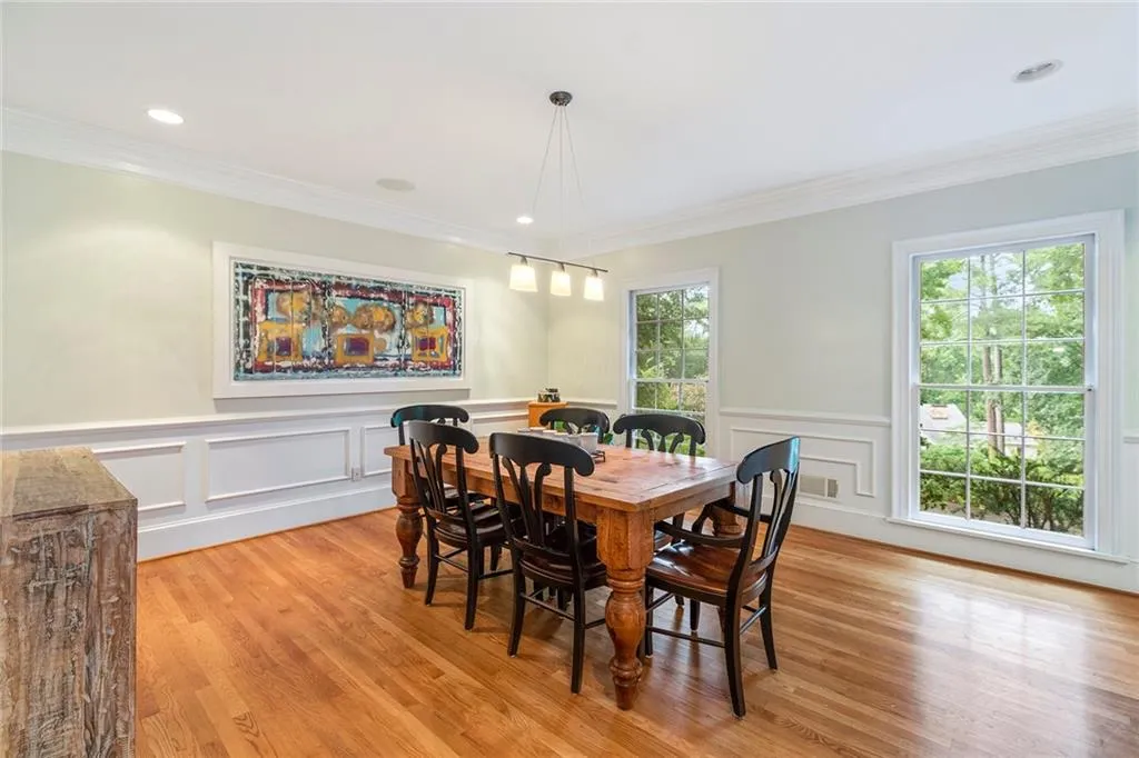 115 River Landing, Sandy Springs, Georgia 30350, 6 Bedrooms Bedrooms, ,4 BathroomsBathrooms,Residential,Sold,115 River Landing,6760884