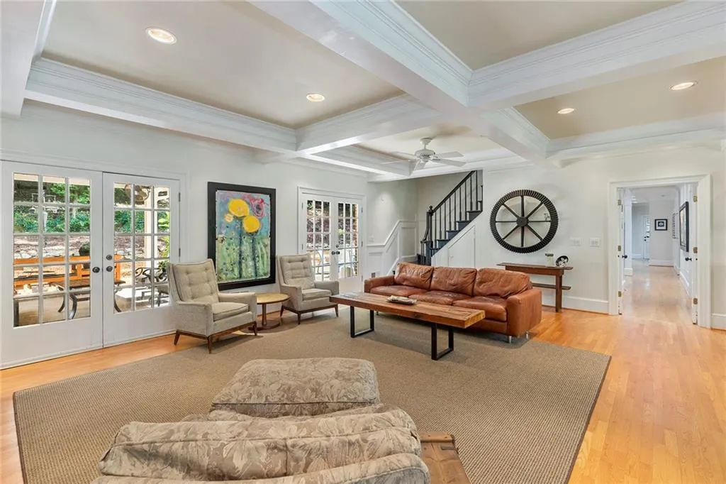 115 River Landing, Sandy Springs, Georgia 30350, 6 Bedrooms Bedrooms, ,4 BathroomsBathrooms,Residential,Sold,115 River Landing,6760884