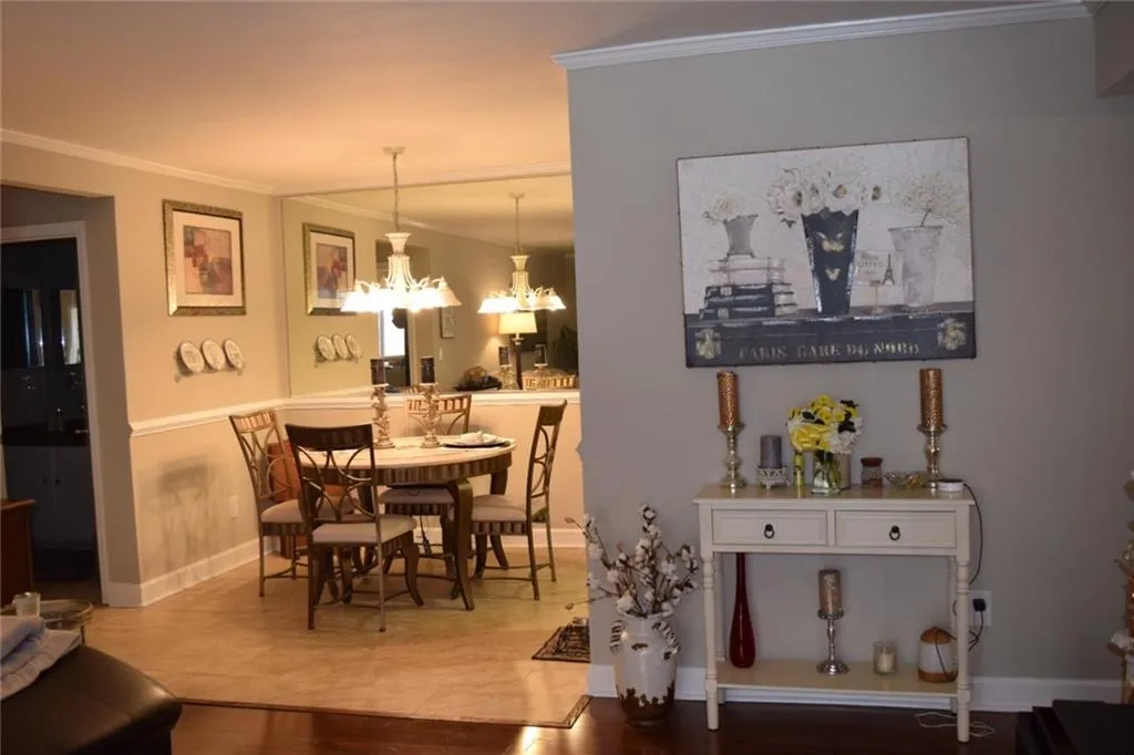 1001 Wingate Way, Sandy Springs, Georgia 30350, 2 Bedrooms Bedrooms, ,2 BathroomsBathrooms,Residential,Sold,1001 Wingate Way,5981930