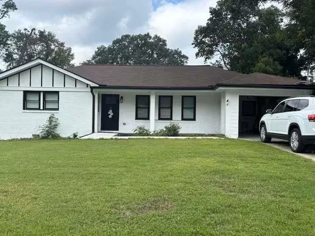 2301 Amber Way, Decatur, Georgia 30032