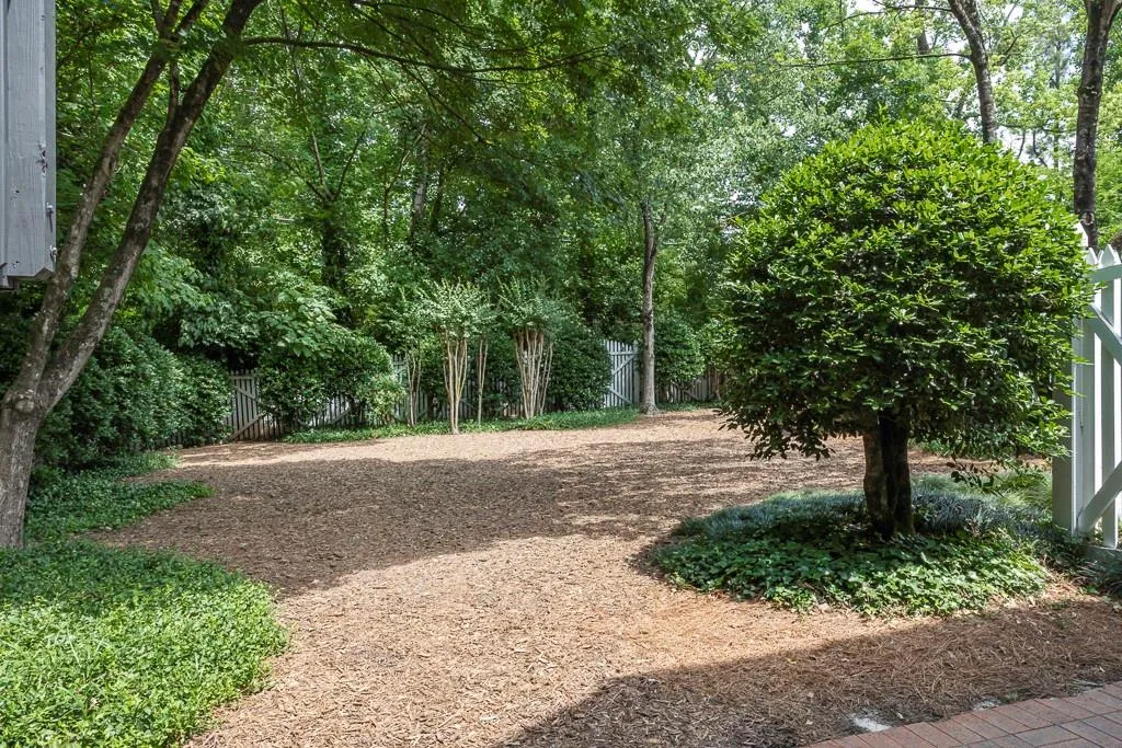 230 Grosvenor Place, Sandy Springs, Georgia 30328, 4 Bedrooms Bedrooms, ,4 BathroomsBathrooms,Residential,Sold,230 Grosvenor Place,6892767