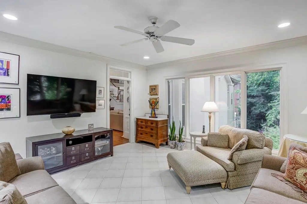 230 Grosvenor Place, Sandy Springs, Georgia 30328, 4 Bedrooms Bedrooms, ,4 BathroomsBathrooms,Residential,Sold,230 Grosvenor Place,6892767