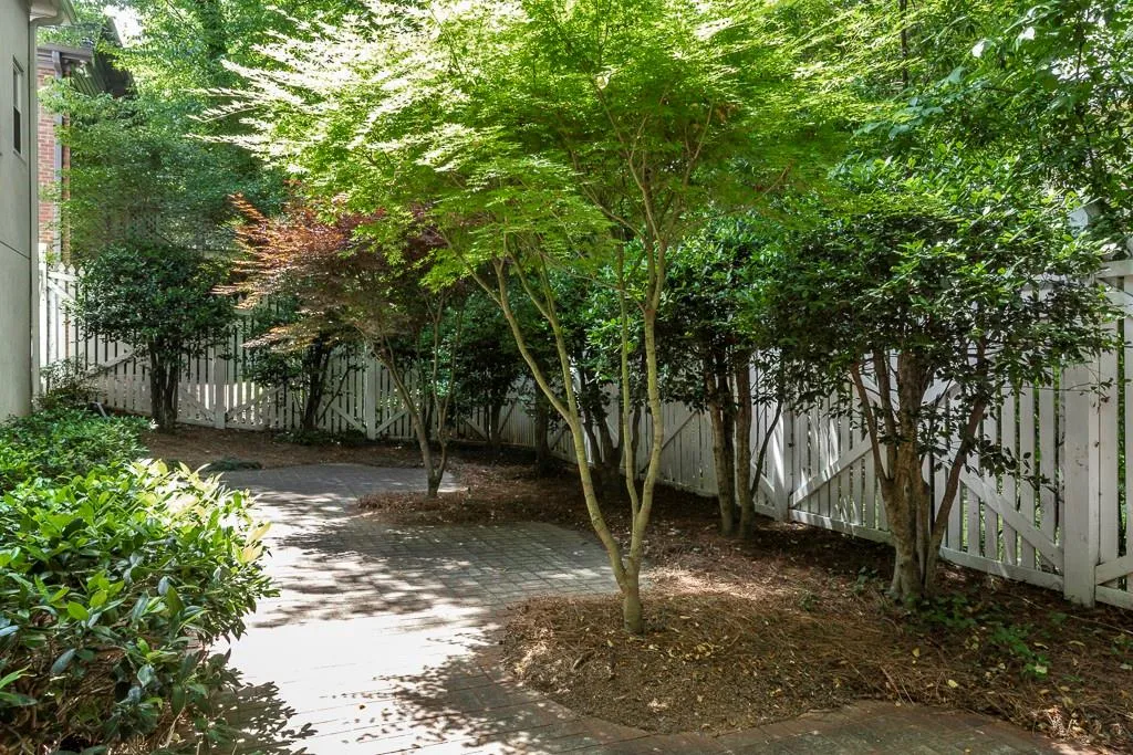 230 Grosvenor Place, Sandy Springs, Georgia 30328, 4 Bedrooms Bedrooms, ,4 BathroomsBathrooms,Residential,Sold,230 Grosvenor Place,6892767
