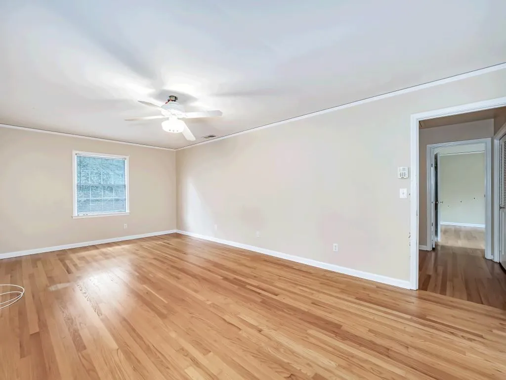 7360 Hunters Branch Drive, Sandy Springs, Georgia 30328, 4 Bedrooms Bedrooms, ,3 BathroomsBathrooms,Residential,Sold,7360 Hunters Branch Drive,6776717