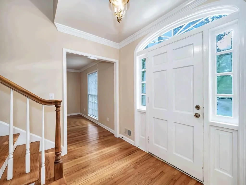 7360 Hunters Branch Drive, Sandy Springs, Georgia 30328, 4 Bedrooms Bedrooms, ,3 BathroomsBathrooms,Residential,Sold,7360 Hunters Branch Drive,6776717