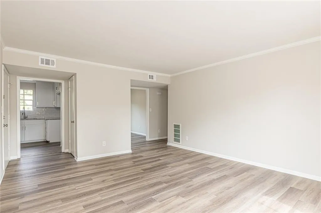 5658 Kingsport Drive Unit 6, Sandy Springs, Georgia 30342, 2 Bedrooms Bedrooms, ,1 BathroomBathrooms,Residential,Sold,5658 Kingsport Drive Unit 6,7100101 5658 Kingsport Drive Unit 6, Sandy Springs, Georgia 30342, 2 Bedrooms Bedrooms, ,1 BathroomBathrooms,Residential,Sold,5658 Kingsport Drive Unit 6,7100101