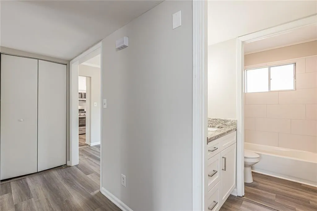 5658 Kingsport Drive Unit 6, Sandy Springs, Georgia 30342, 2 Bedrooms Bedrooms, ,1 BathroomBathrooms,Residential,Sold,5658 Kingsport Drive Unit 6,7100101 5658 Kingsport Drive Unit 6, Sandy Springs, Georgia 30342, 2 Bedrooms Bedrooms, ,1 BathroomBathrooms,Residential,Sold,5658 Kingsport Drive Unit 6,7100101