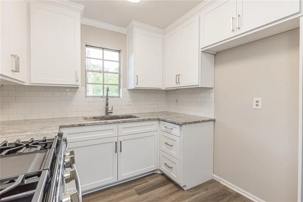 5658 Kingsport Drive Unit 6, Sandy Springs, Georgia 30342, 2 Bedrooms Bedrooms, ,1 BathroomBathrooms,Residential,Sold,5658 Kingsport Drive Unit 6,7100101 5658 Kingsport Drive Unit 6, Sandy Springs, Georgia 30342, 2 Bedrooms Bedrooms, ,1 BathroomBathrooms,Residential,Sold,5658 Kingsport Drive Unit 6,7100101