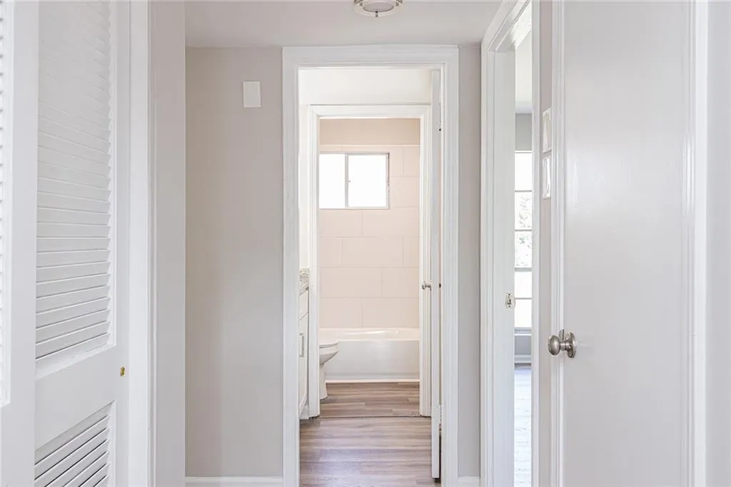 5658 Kingsport Drive Unit 6, Sandy Springs, Georgia 30342, 2 Bedrooms Bedrooms, ,1 BathroomBathrooms,Residential,Sold,5658 Kingsport Drive Unit 6,7100101 5658 Kingsport Drive Unit 6, Sandy Springs, Georgia 30342, 2 Bedrooms Bedrooms, ,1 BathroomBathrooms,Residential,Sold,5658 Kingsport Drive Unit 6,7100101