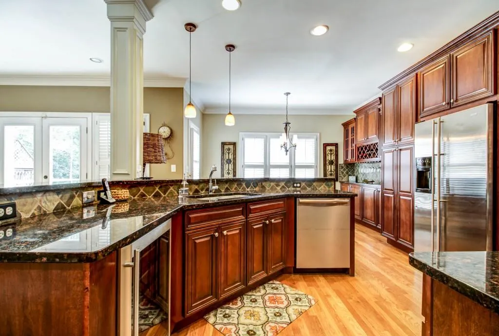 2745 Brookgrove Court Se, Atlanta, Georgia 30339, 3 Bedrooms Bedrooms, ,2 BathroomsBathrooms,Residential,Sold,2745 Brookgrove Court Se,5640657