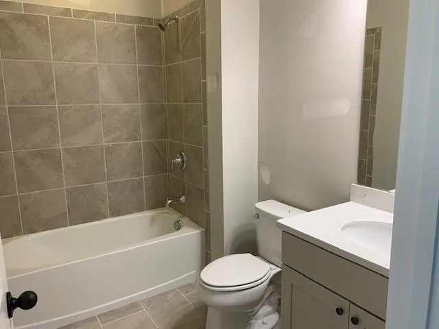 6592 Aria Village Drive Unit 636, Sandy Springs, Georgia 30328, 3 Bedrooms Bedrooms, ,3 BathroomsBathrooms,Residential,Sold,6592 Aria Village Drive Unit 636,6560380