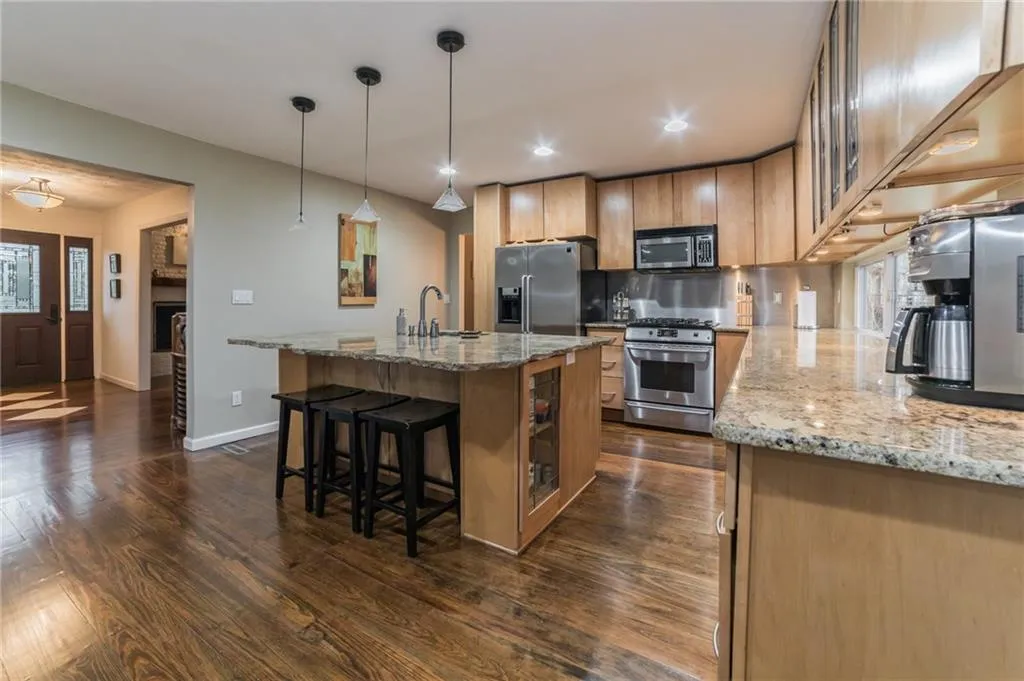 5580 Benton Woods Drive, Atlanta, Georgia 30342, 5 Bedrooms Bedrooms, ,3 BathroomsBathrooms,Residential,Sold,5580 Benton Woods Drive,6105331