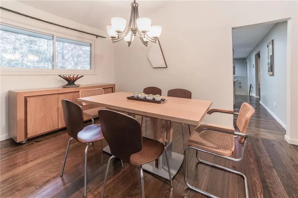 5580 Benton Woods Drive, Atlanta, Georgia 30342, 5 Bedrooms Bedrooms, ,3 BathroomsBathrooms,Residential,Sold,5580 Benton Woods Drive,6105331