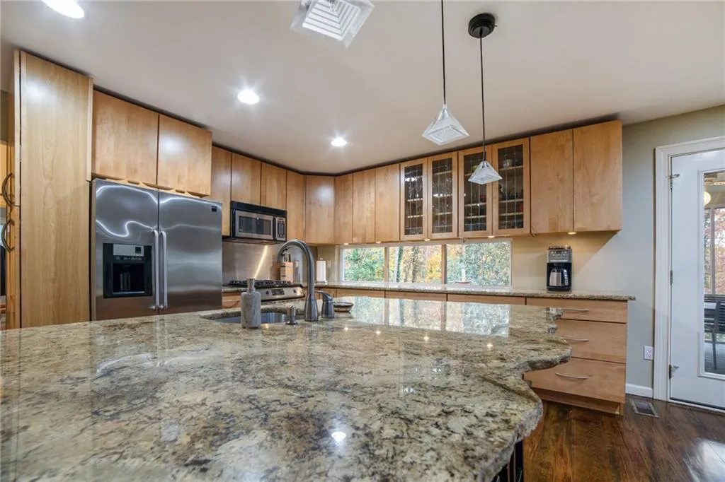 5580 Benton Woods Drive, Atlanta, Georgia 30342, 5 Bedrooms Bedrooms, ,3 BathroomsBathrooms,Residential,Sold,5580 Benton Woods Drive,6105331