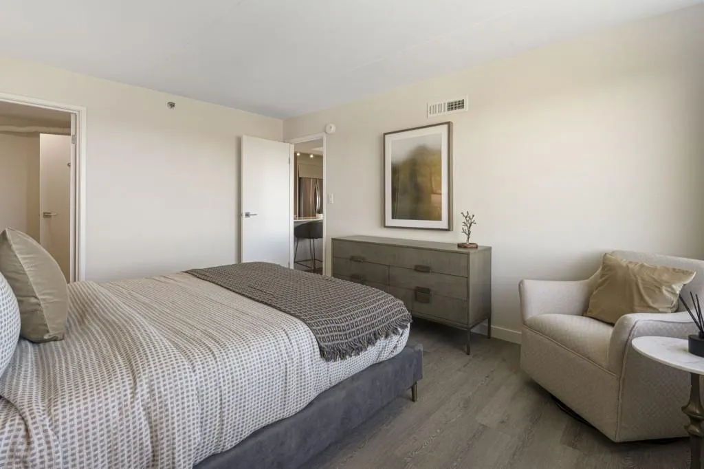 2460 Peachtree Road Ne Unit Ts-02, Atlanta, Georgia 30305, 2 Bedrooms Bedrooms, 0 ,2 BathroomsBathrooms,Residential,For Sale,2460 Peachtree Road Ne Unit Ts-02,7759143