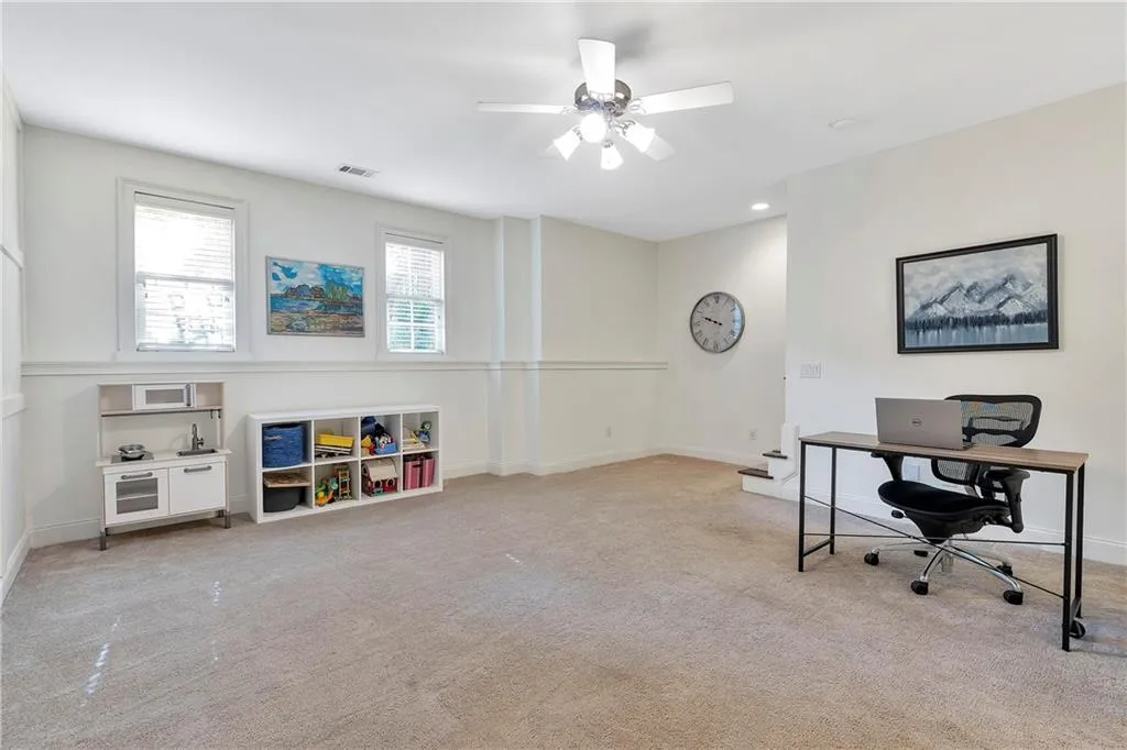 85 Chemin De Vie, Atlanta, Georgia 30342, 3 Bedrooms Bedrooms, ,3 BathroomsBathrooms,Residential,Sold,85 Chemin De Vie,7097067