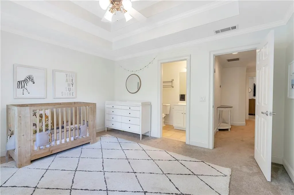 85 Chemin De Vie, Atlanta, Georgia 30342, 3 Bedrooms Bedrooms, ,3 BathroomsBathrooms,Residential,Sold,85 Chemin De Vie,7097067