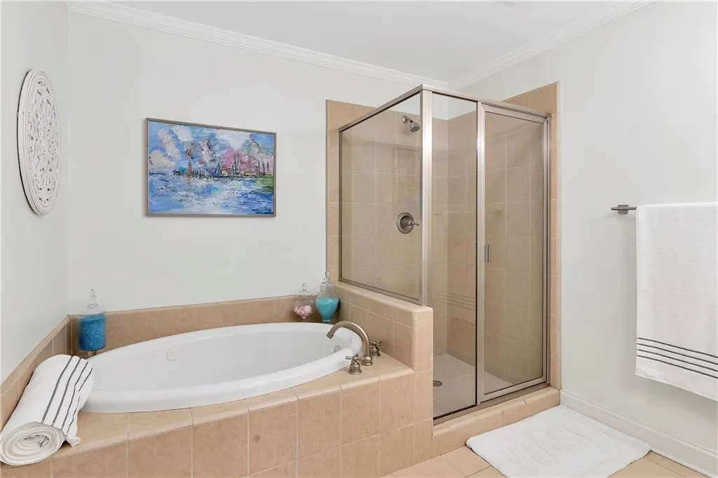 85 Chemin De Vie, Atlanta, Georgia 30342, 3 Bedrooms Bedrooms, ,3 BathroomsBathrooms,Residential,Sold,85 Chemin De Vie,7097067