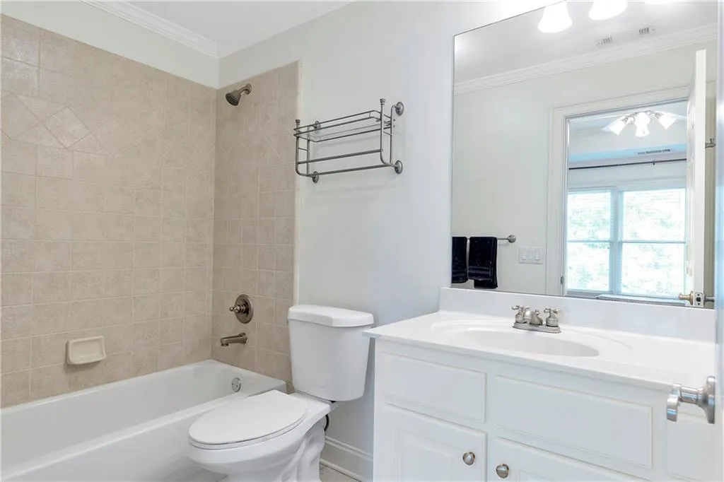 85 Chemin De Vie, Atlanta, Georgia 30342, 3 Bedrooms Bedrooms, ,3 BathroomsBathrooms,Residential,Sold,85 Chemin De Vie,7097067