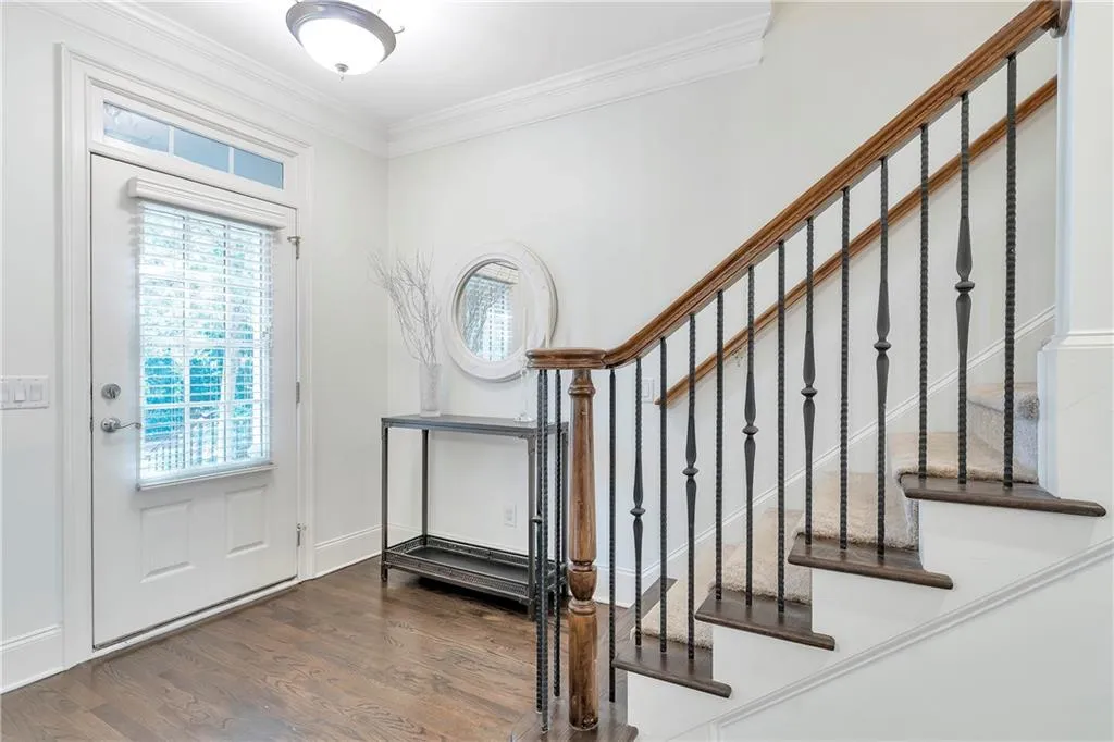 85 Chemin De Vie, Atlanta, Georgia 30342, 3 Bedrooms Bedrooms, ,3 BathroomsBathrooms,Residential,Sold,85 Chemin De Vie,7097067