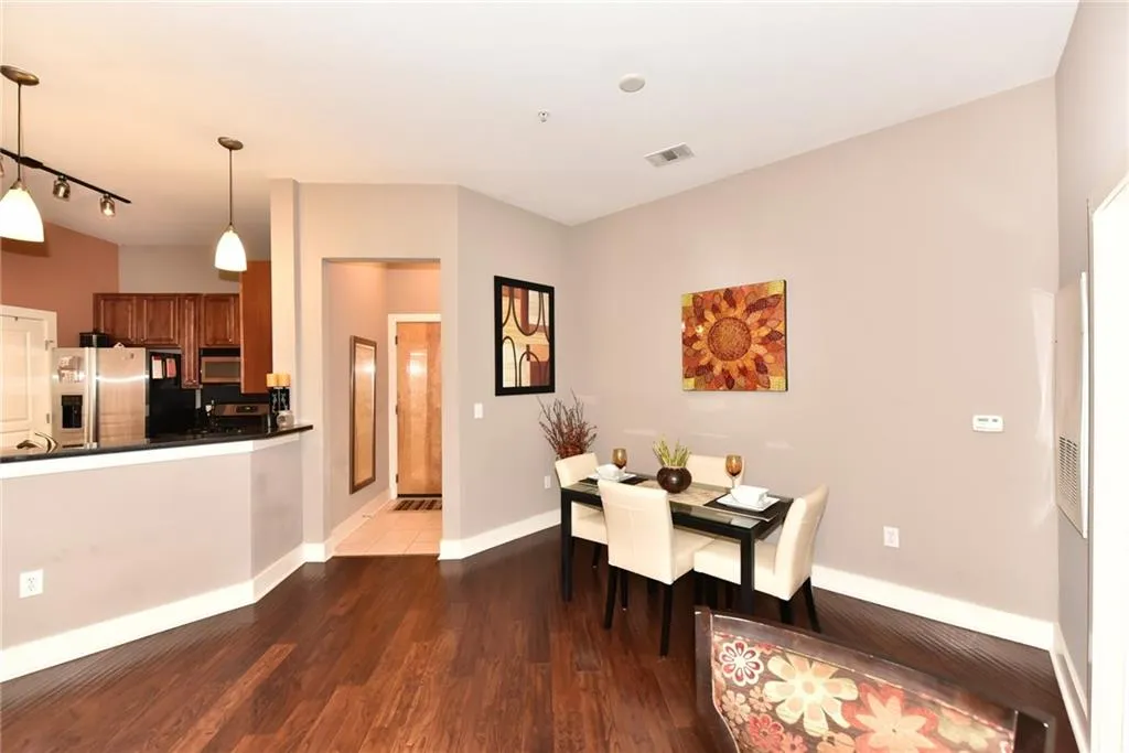 799 Hammond Drive Unit 124, Sandy Springs, Georgia 30328, 1 Bedroom Bedrooms, ,1 BathroomBathrooms,Residential,Sold,799 Hammond Drive Unit 124,5807618