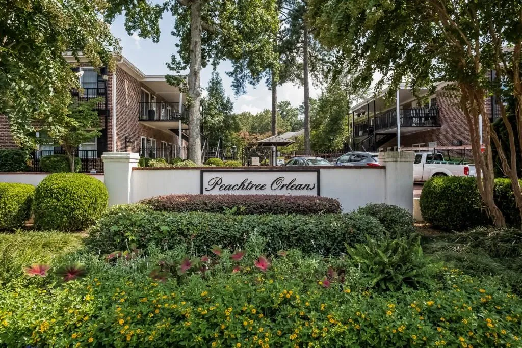 3675 Peachtree Road Ne Unit 39, Atlanta, Georgia 30319, 2 Bedrooms Bedrooms, ,2 BathroomsBathrooms,Residential,Sold,3675 Peachtree Road Ne Unit 39,5742455