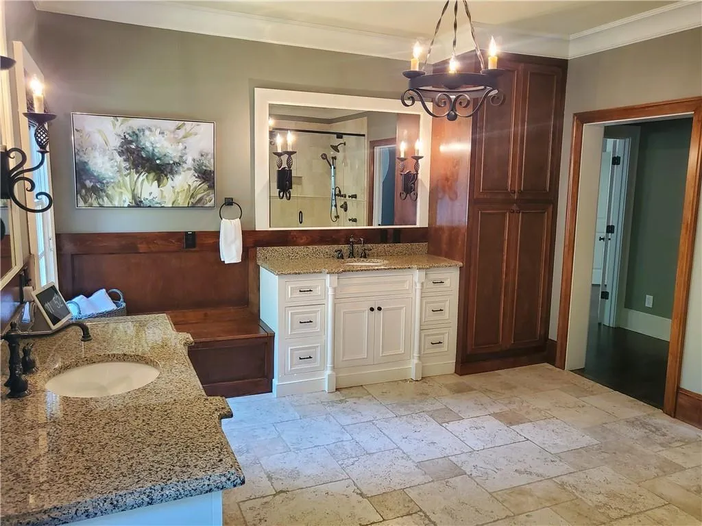 205 Worth Drive Nw, Sandy Springs, Georgia 30327, 6 Bedrooms Bedrooms, ,5 BathroomsBathrooms,Residential,Sold,205 Worth Drive Nw,6873785