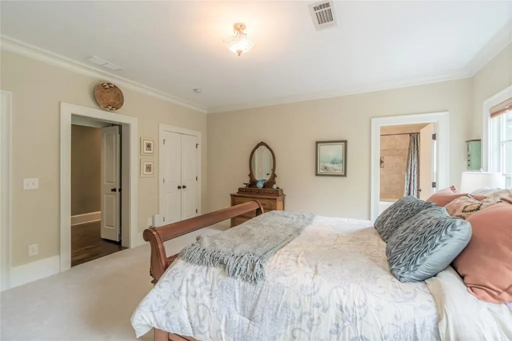 205 Worth Drive Nw, Sandy Springs, Georgia 30327, 6 Bedrooms Bedrooms, ,5 BathroomsBathrooms,Residential,Sold,205 Worth Drive Nw,6873785