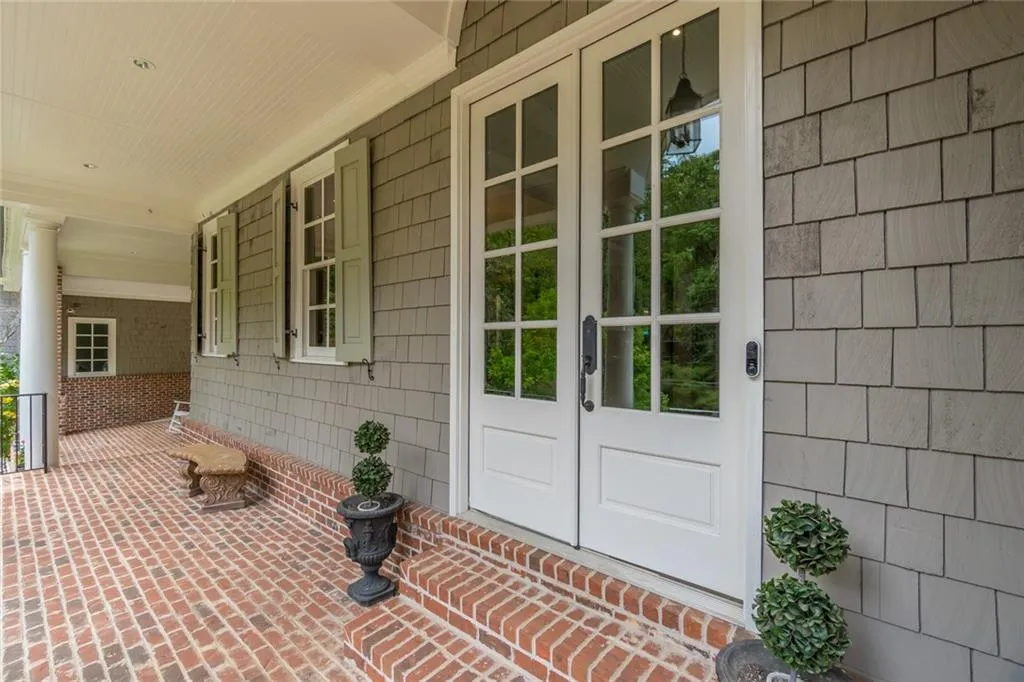 205 Worth Drive Nw, Sandy Springs, Georgia 30327, 6 Bedrooms Bedrooms, ,5 BathroomsBathrooms,Residential,Sold,205 Worth Drive Nw,6873785