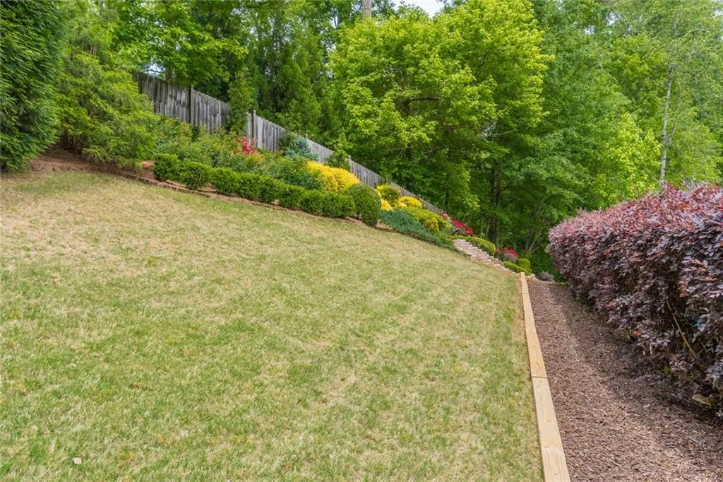 205 Worth Drive Nw, Sandy Springs, Georgia 30327, 6 Bedrooms Bedrooms, ,5 BathroomsBathrooms,Residential,Sold,205 Worth Drive Nw,6873785