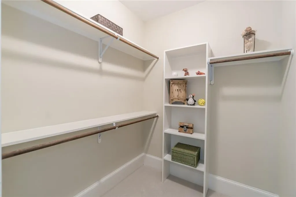 205 Worth Drive Nw, Sandy Springs, Georgia 30327, 6 Bedrooms Bedrooms, ,5 BathroomsBathrooms,Residential,Sold,205 Worth Drive Nw,6873785