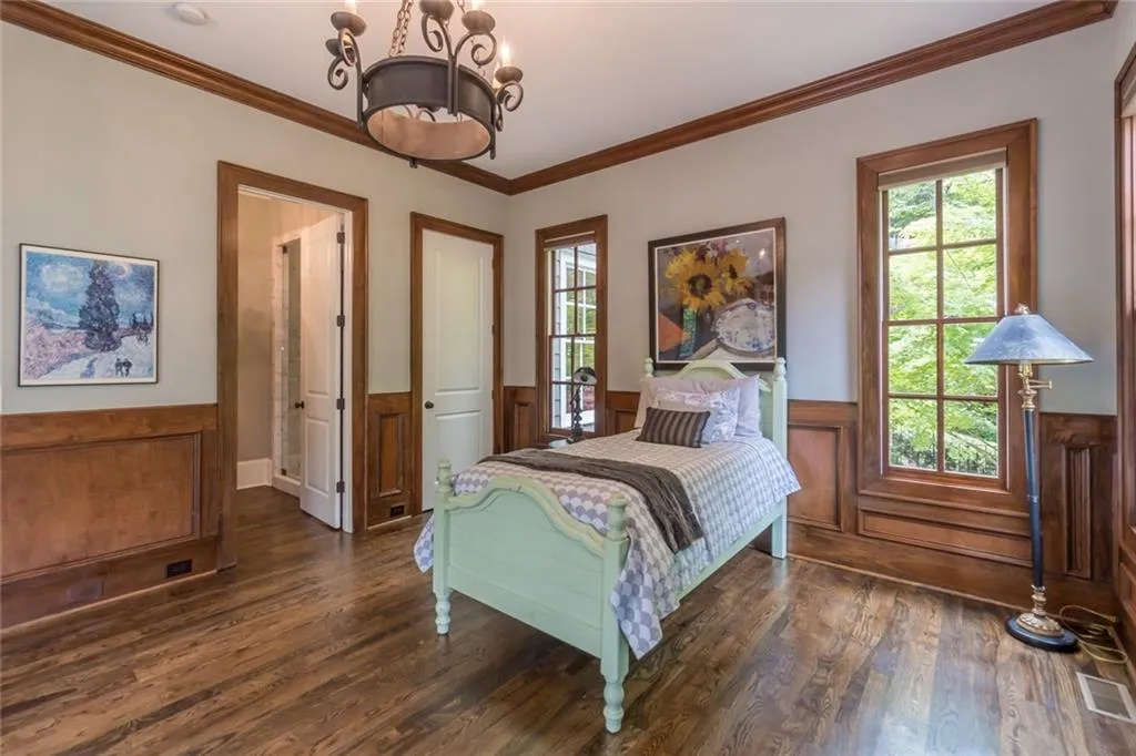 205 Worth Drive Nw, Sandy Springs, Georgia 30327, 6 Bedrooms Bedrooms, ,5 BathroomsBathrooms,Residential,Sold,205 Worth Drive Nw,6873785