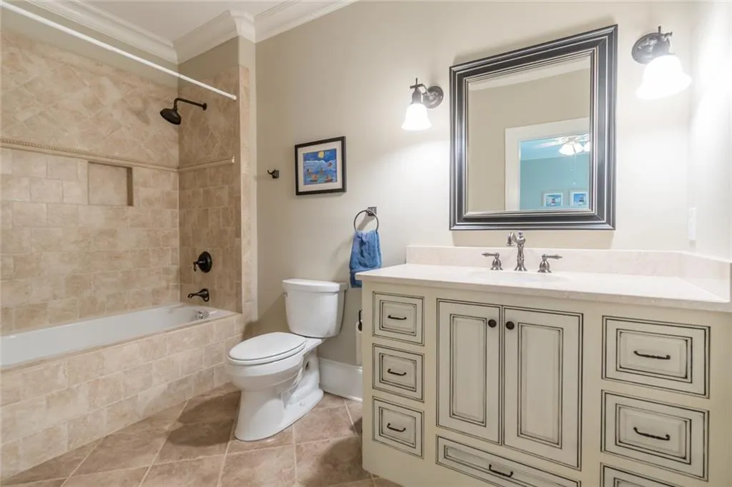 205 Worth Drive Nw, Sandy Springs, Georgia 30327, 6 Bedrooms Bedrooms, ,5 BathroomsBathrooms,Residential,Sold,205 Worth Drive Nw,6873785