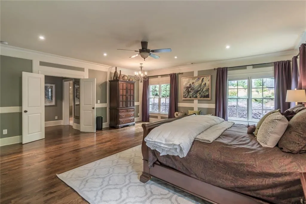 205 Worth Drive Nw, Sandy Springs, Georgia 30327, 6 Bedrooms Bedrooms, ,5 BathroomsBathrooms,Residential,Sold,205 Worth Drive Nw,6873785