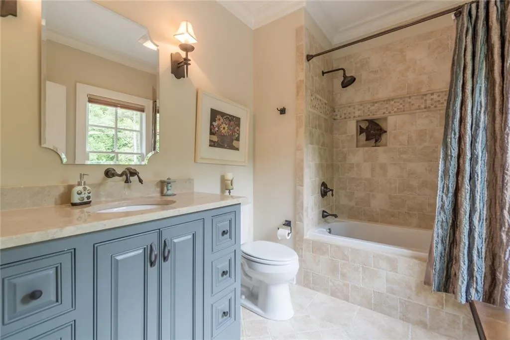 205 Worth Drive Nw, Sandy Springs, Georgia 30327, 6 Bedrooms Bedrooms, ,5 BathroomsBathrooms,Residential,Sold,205 Worth Drive Nw,6873785