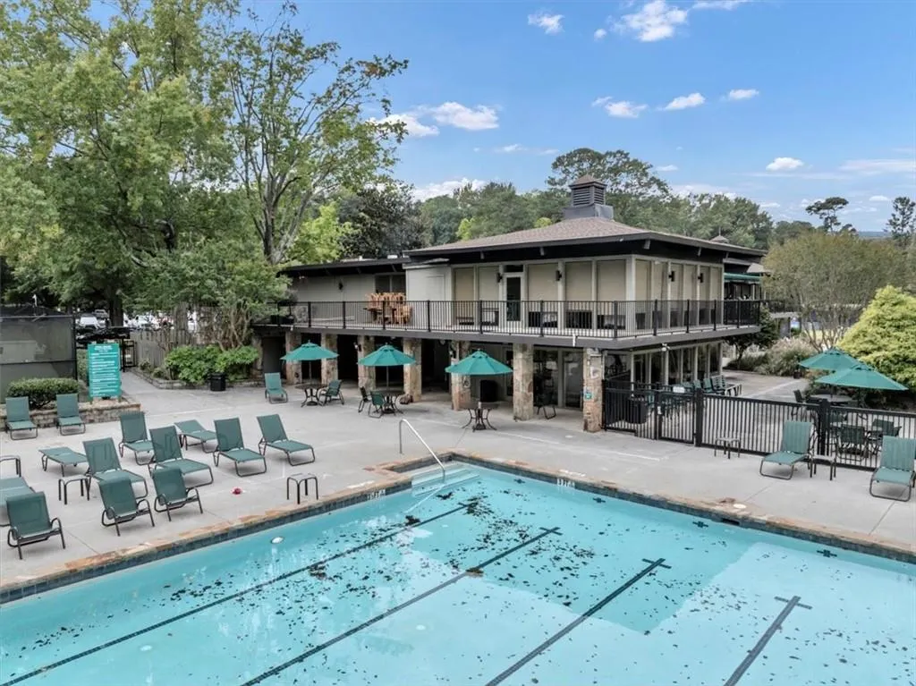 27 Chaumont Square Nw, Atlanta, Georgia 30327, 1 Bedroom Bedrooms, ,1 BathroomBathrooms,Residential,For Sale,27 Chaumont Square Nw,7668220