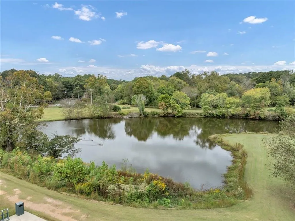 27 Chaumont Square Nw, Atlanta, Georgia 30327, 1 Bedroom Bedrooms, ,1 BathroomBathrooms,Residential,For Sale,27 Chaumont Square Nw,7668220