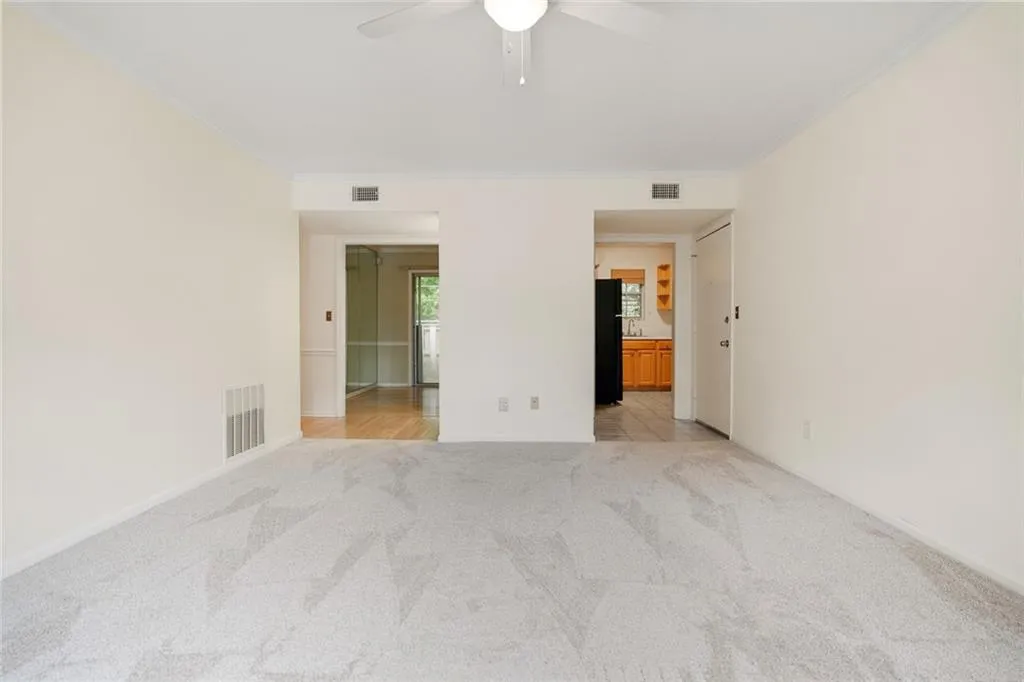 5525 Kingsport Drive, Sandy Springs, Georgia 30342, 2 Bedrooms Bedrooms, ,1 BathroomBathrooms,Residential,Sold,5525 Kingsport Drive,6894256