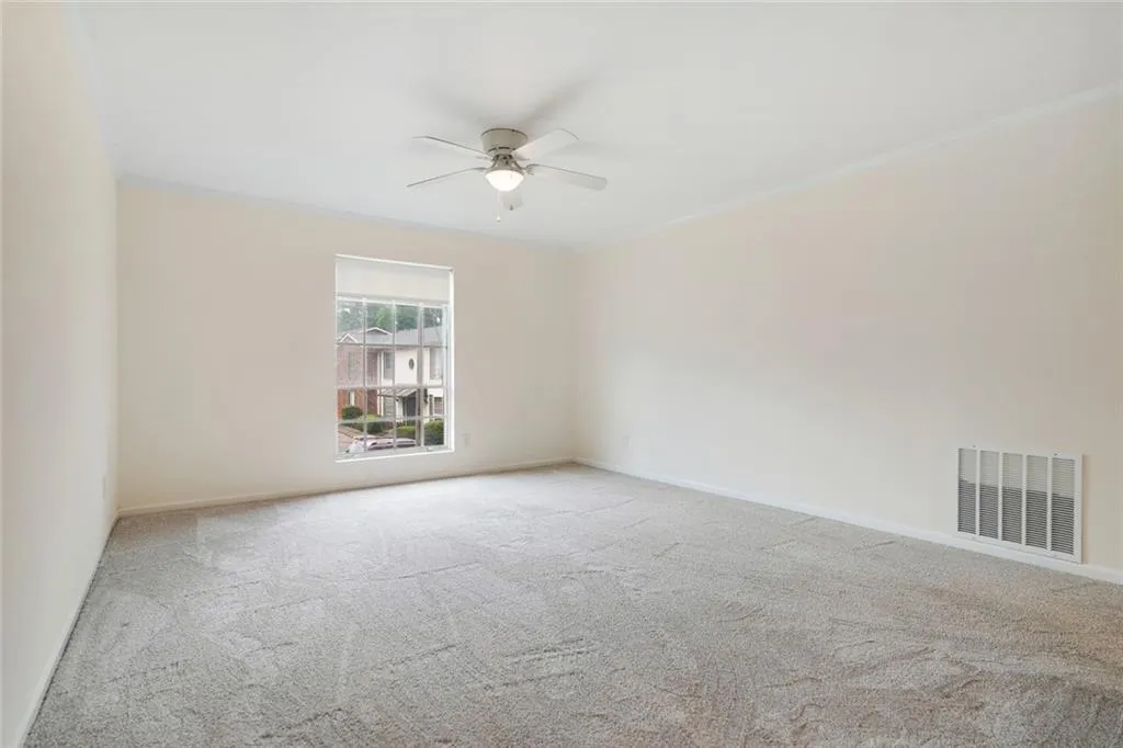 5525 Kingsport Drive, Sandy Springs, Georgia 30342, 2 Bedrooms Bedrooms, ,1 BathroomBathrooms,Residential,Sold,5525 Kingsport Drive,6894256